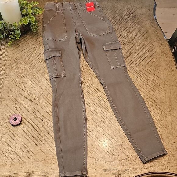 SPANX Cargo Legging Size S NWT Olive Green - Picture 10 of 11